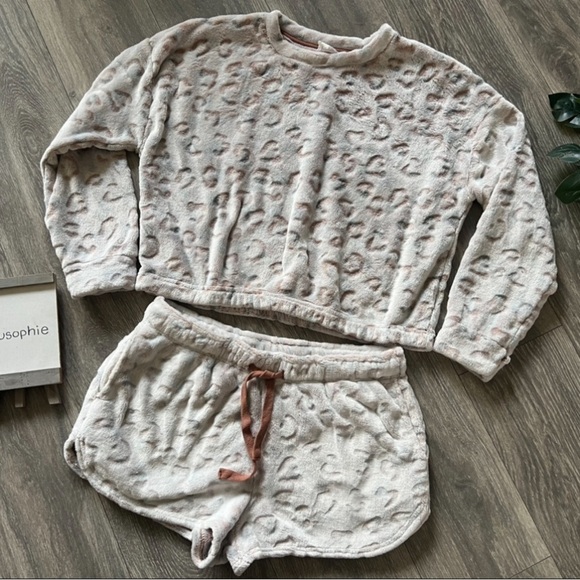 Cozie by pink rose leopard cheetah print fuzzy loungewear short & sweater set L - Picture 1 of 8